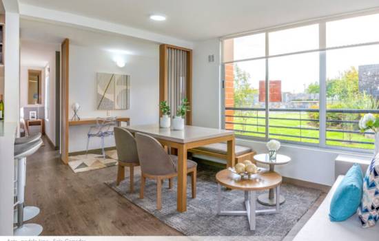 Apartamento en venta en Parque de las Flores, Madrid